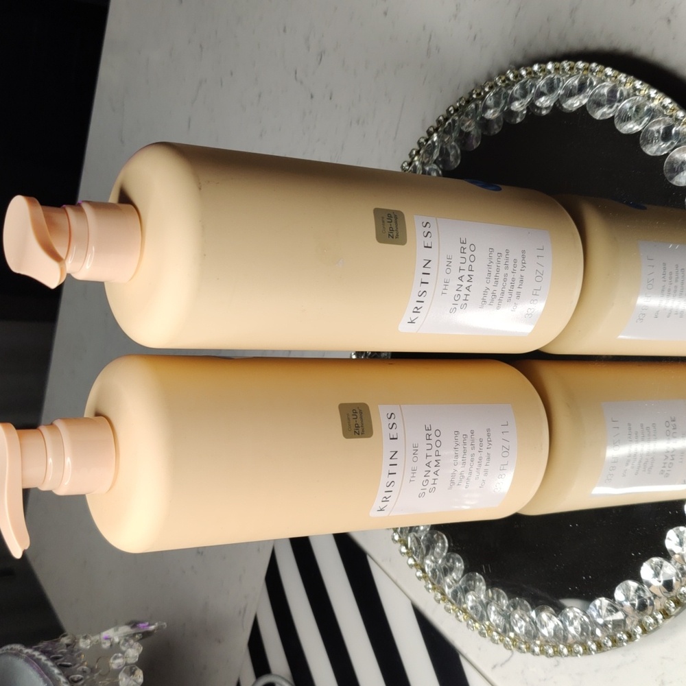 Kristin Ess Signature Shampoo And Condioner 32oz Each Retail $48 Each